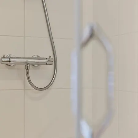 Unique With 4 Bedrooms Near The Beach! T100 * Ostende