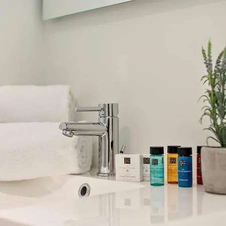 Unique With 4 Bedrooms Near The Beach! T100 Oostende